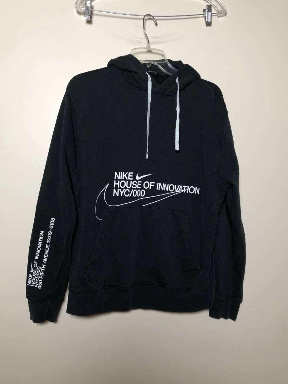 Nike House Of Innovation NYC Exclusive Hoodie - Picture 2 of 9